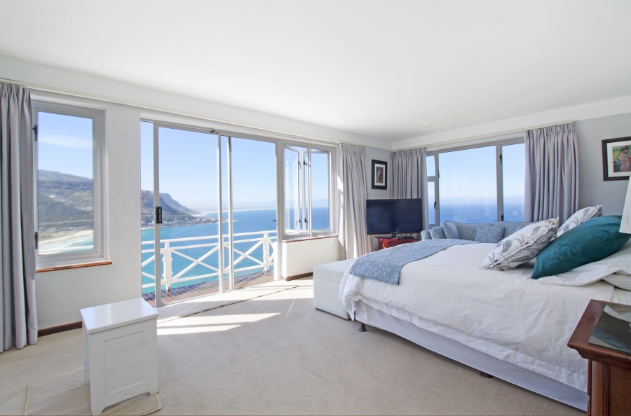 4 Bedroom Property for Sale in Fish Hoek Western Cape